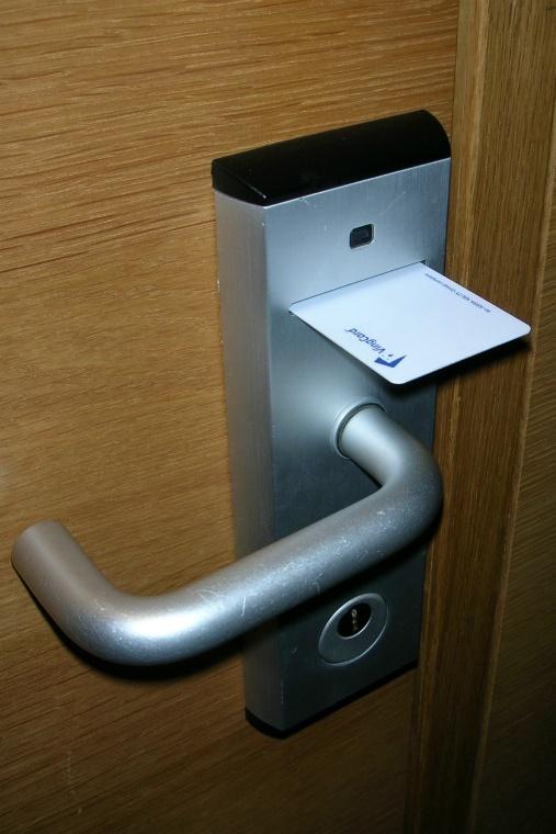 Rumsdörr,_Rica_Talk_Hotel.jpg